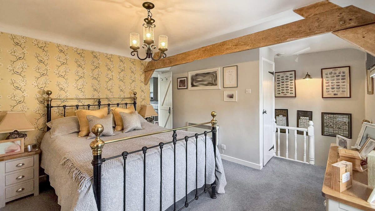 Bishopstrow, Warminster