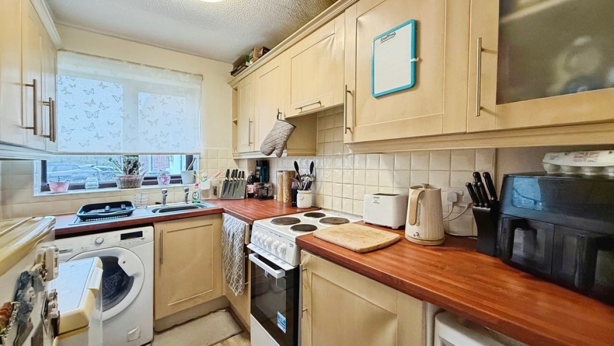 Broadwood Close, Warminster