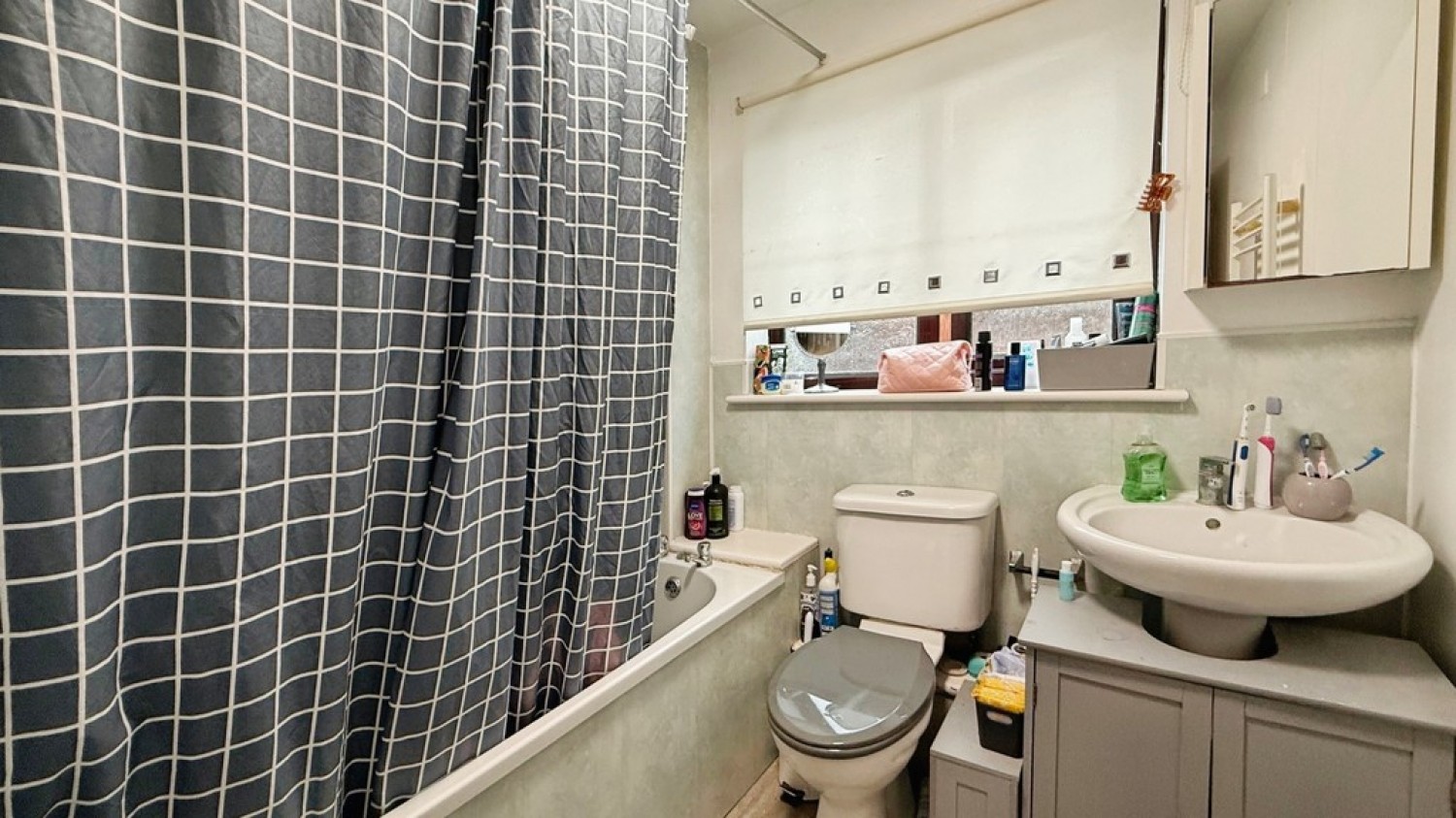 2 bedroom Flat for Sale Broadwood Close, Warminster