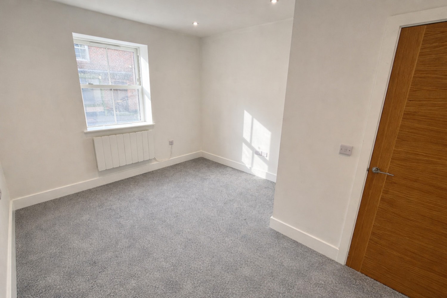 2 bedroom Flat for Letting Fore Street, Westbury