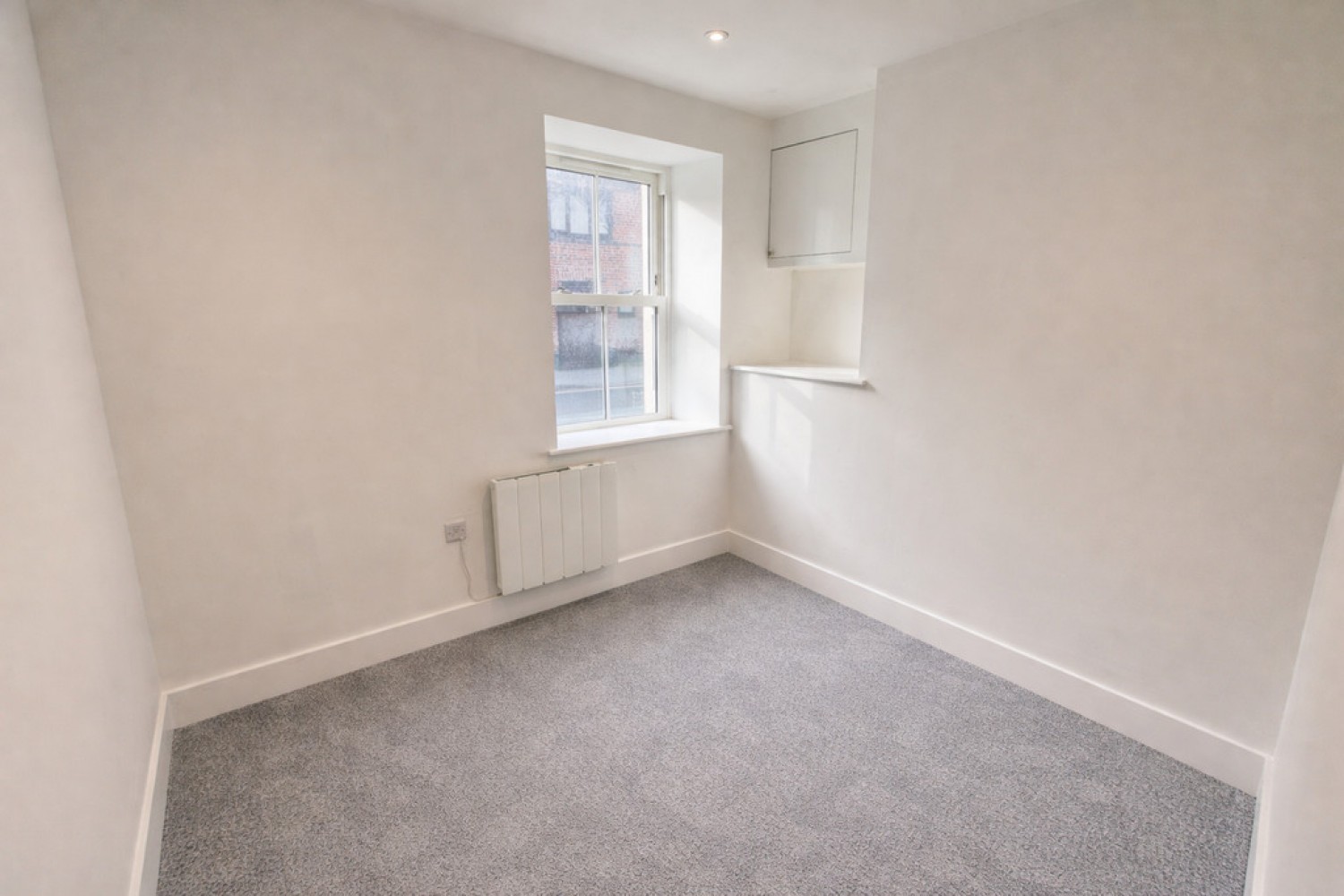 2 bedroom Flat for Letting Fore Street, Westbury