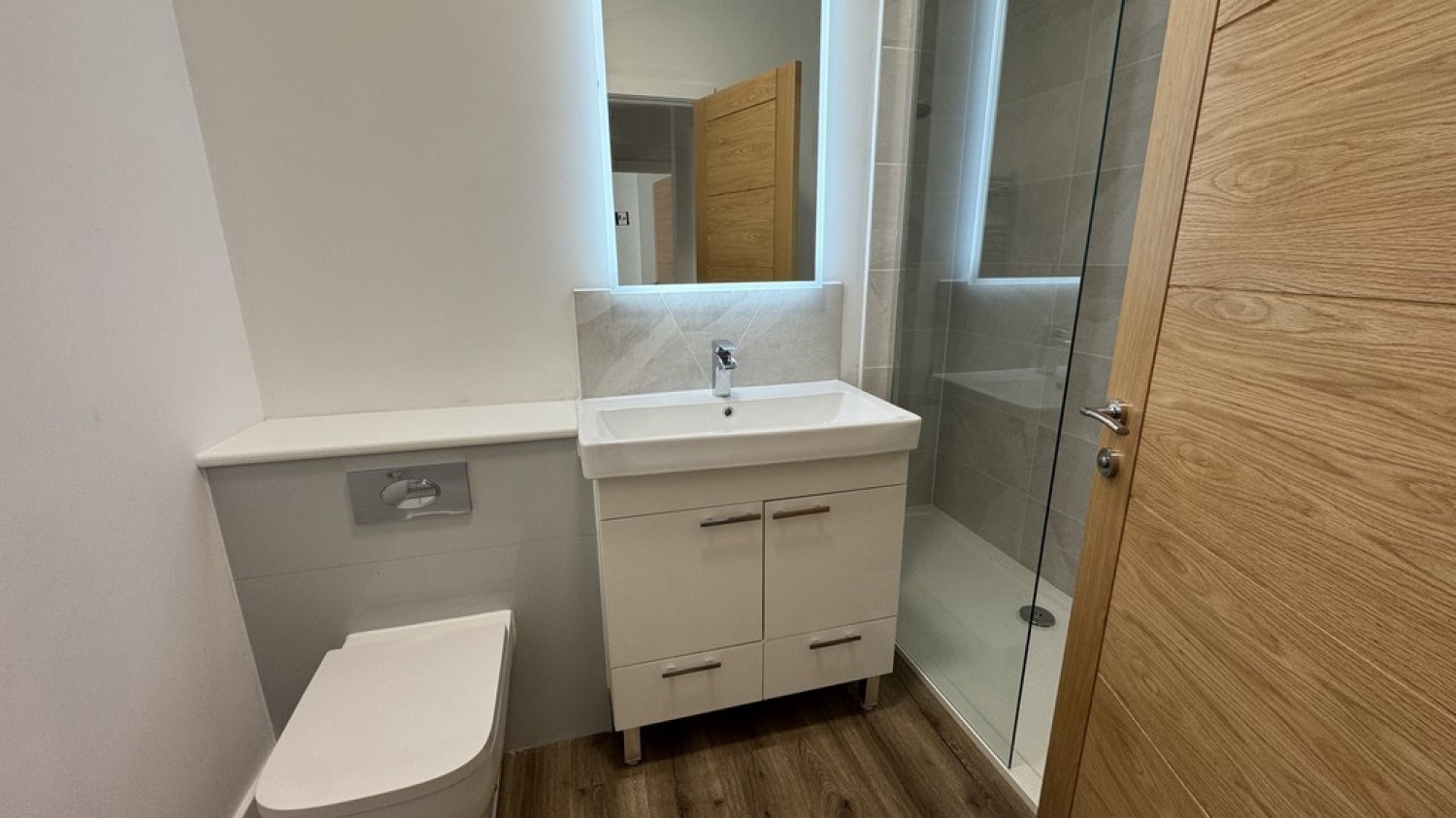 2 bedroom Flat for Letting Fore Street, Westbury