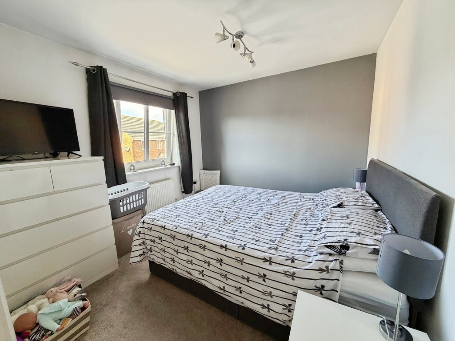 3 bedroom House for Sale Dartmoor Road, Westbury