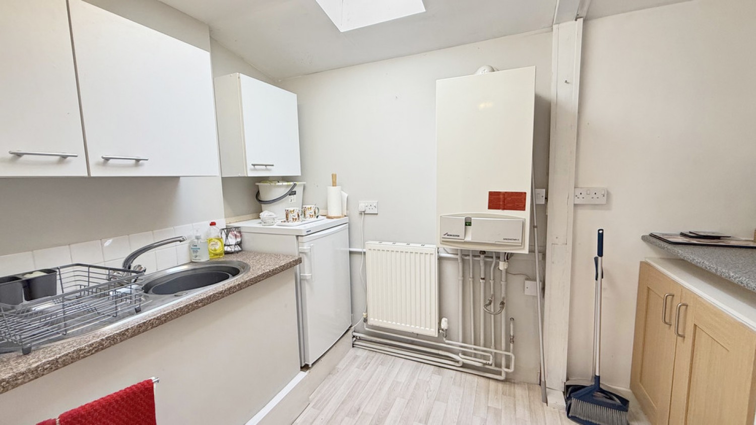 4 bedroom House for Sale Kings Street, Warminster