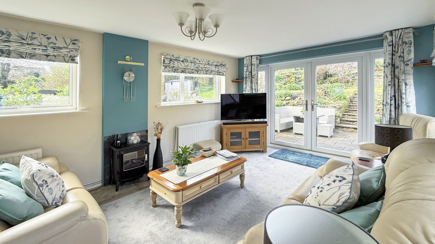 4 bedroom House for Sale Kings Street, Warminster