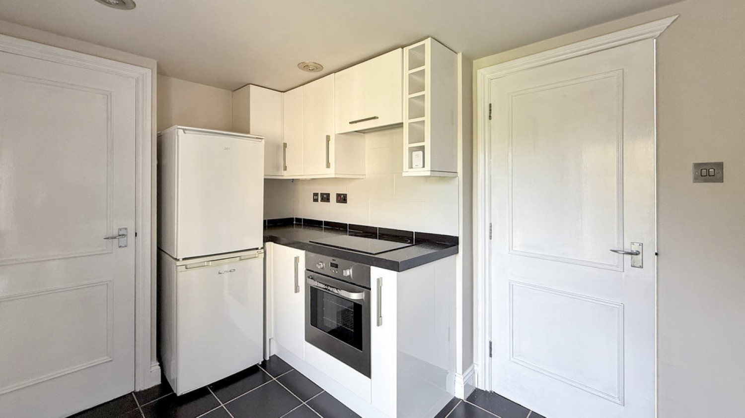 2 bedroom Flat for Letting Church Walk, Trowbridge