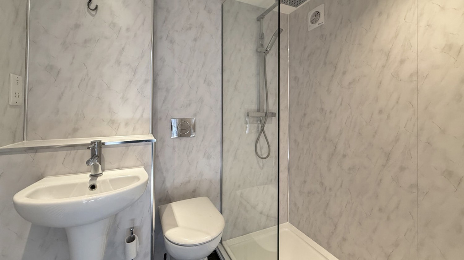 2 bedroom Flat for Letting Church Walk, Trowbridge