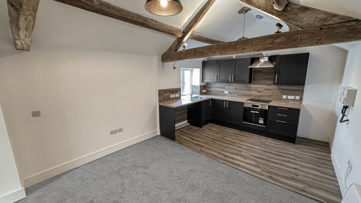 2 bedroom Flat for Letting Fore Street, Westbury