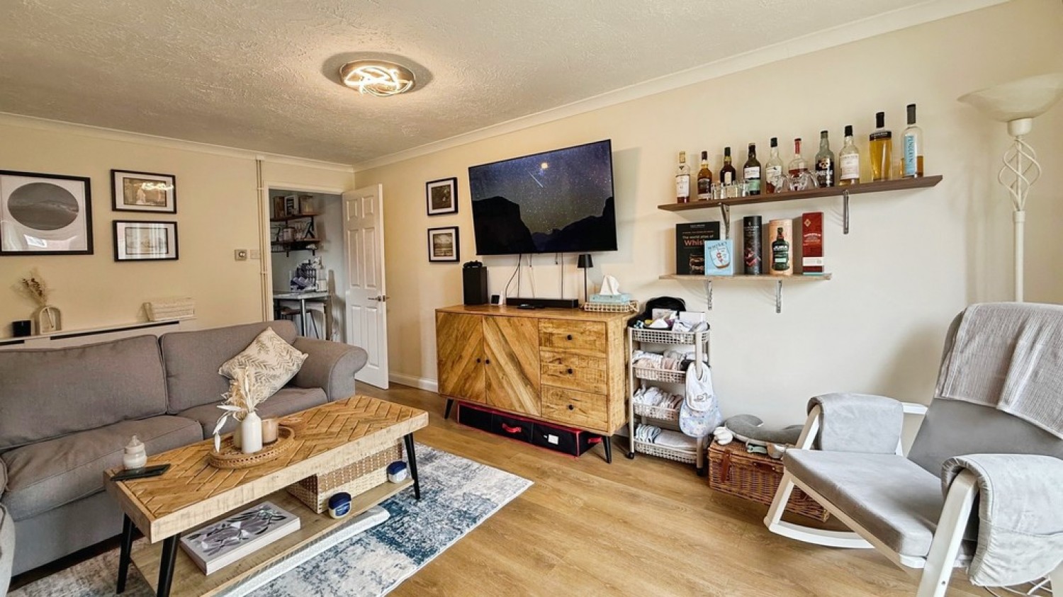 2 bedroom House for Sale Gloucester Walk, Westbury