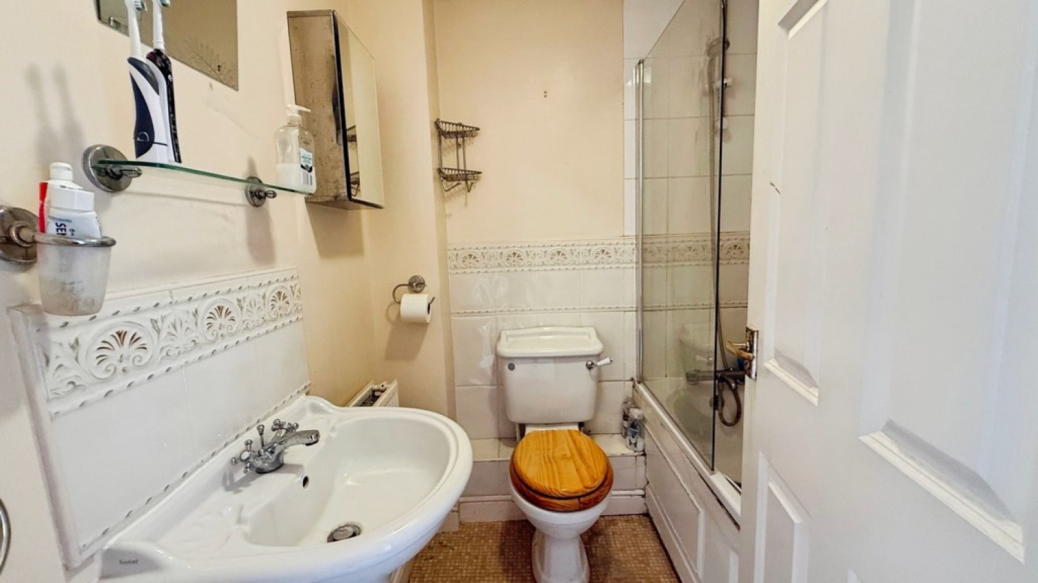 2 bedroom House for Sale Cleveland Way, Westbury