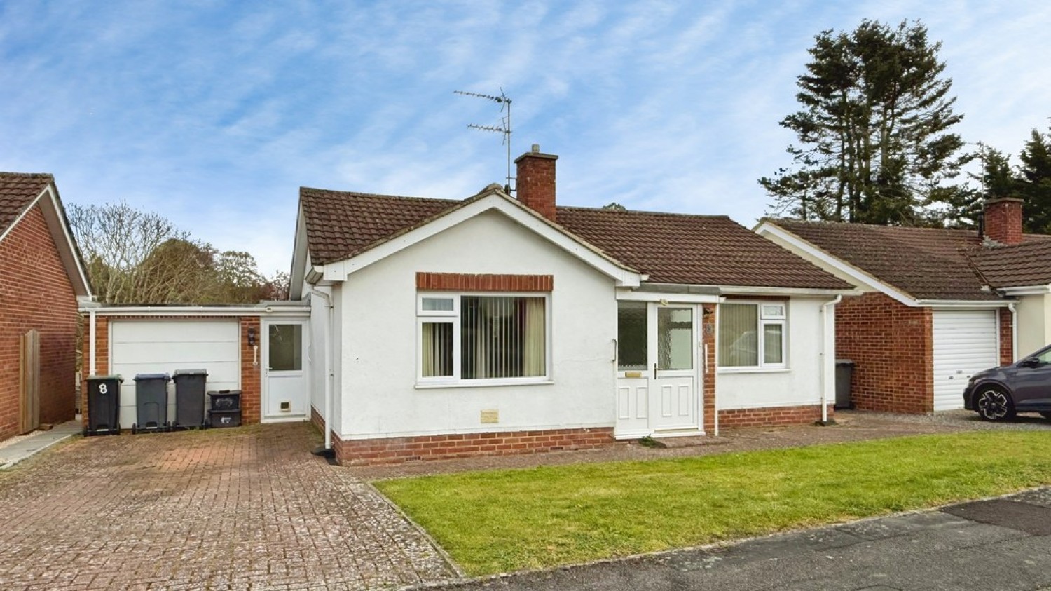 2 bedroom Bungalow for Sale Leighton Park North, Westbury