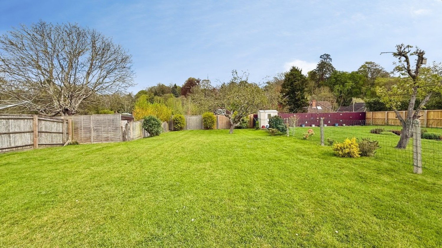 2 bedroom Bungalow for Sale Leighton Park North, Westbury