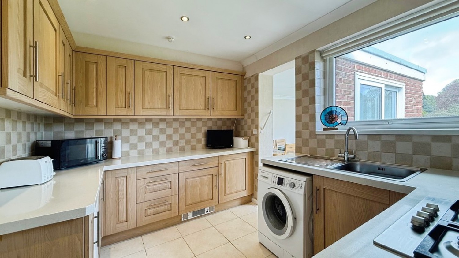 2 bedroom Bungalow for Sale Leighton Park North, Westbury