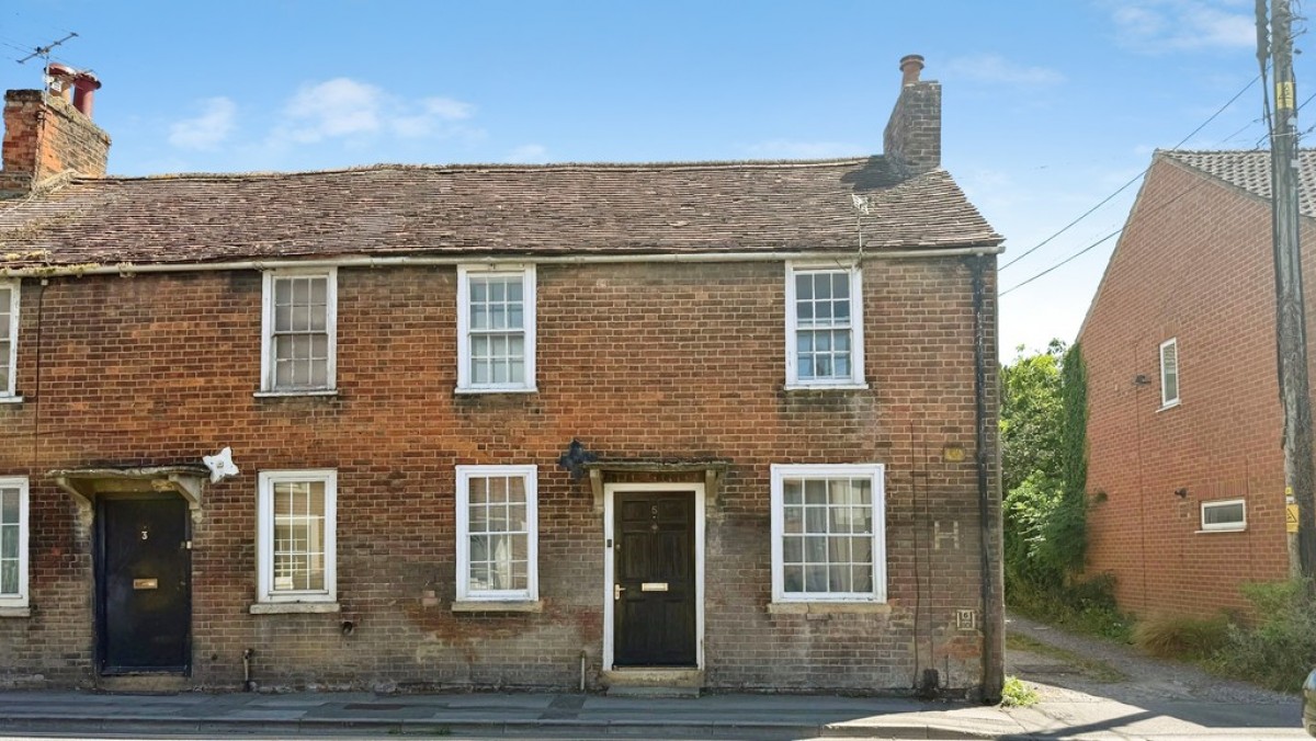 West End, Westbury