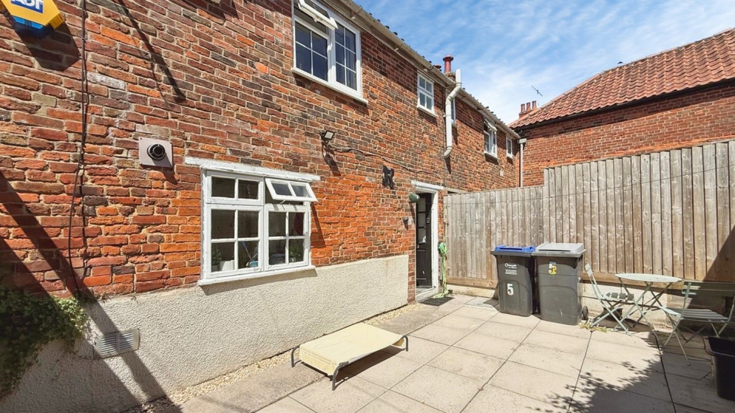 2 bedroom House for Sale West End, Westbury
