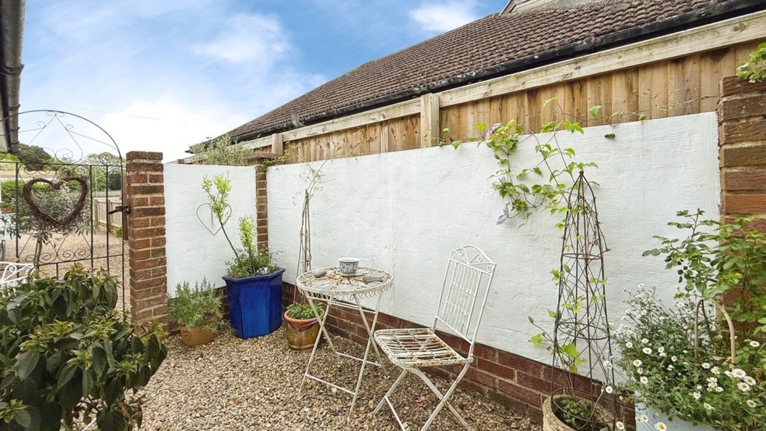 3 bedroom Bungalow for Sale Greenway Gardens, Trowbridge
