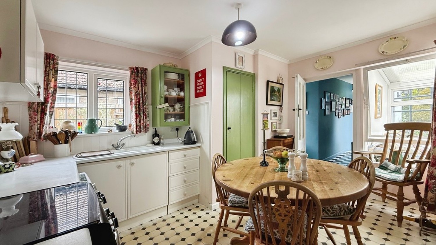 3 bedroom Bungalow for Sale Greenway Gardens, Trowbridge