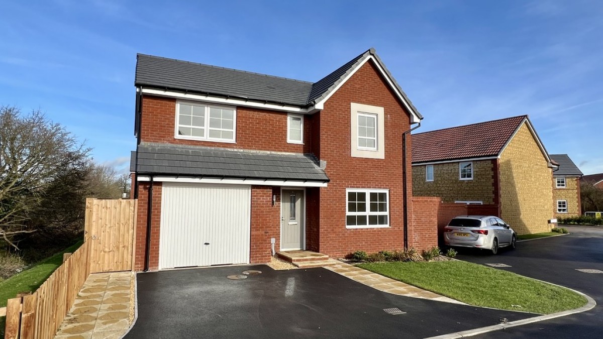 Baynton Close, Westbury