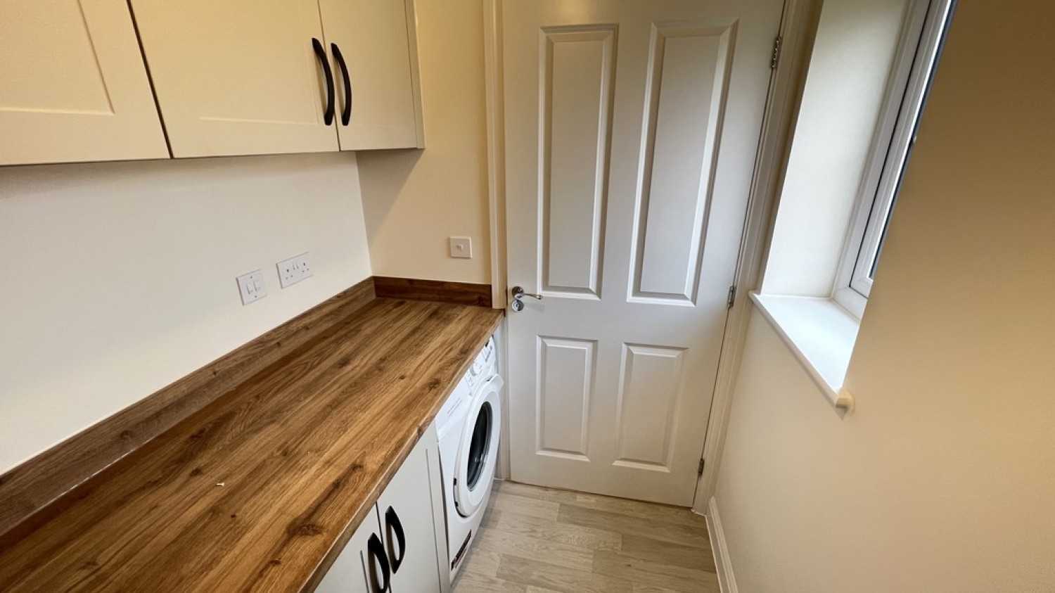 4 bedroom House for Sale Baynton Close, Westbury