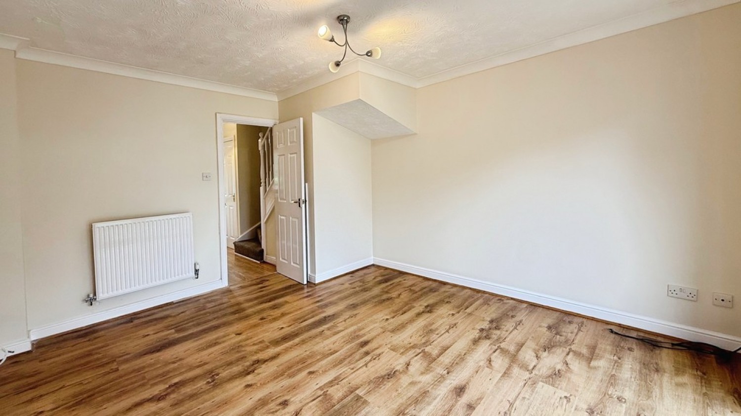 2 bedroom House for Sale Cleveland Way, Westbury