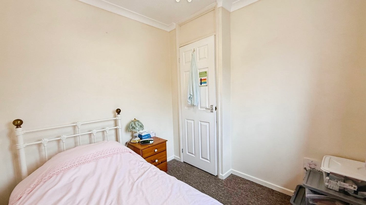 2 bedroom Bungalow for Sale Ingram Place, Westbury