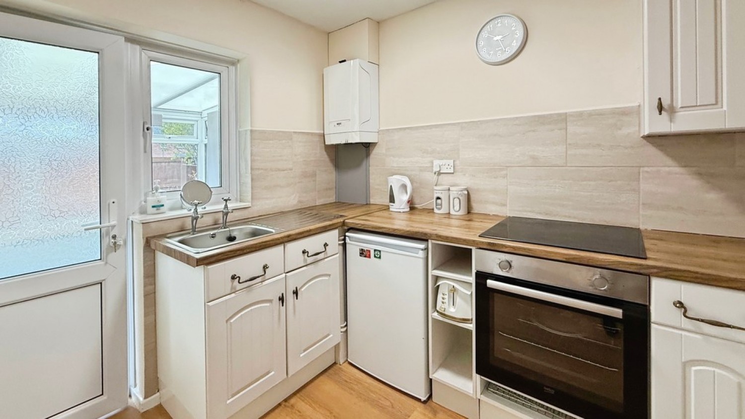 2 bedroom Bungalow for Sale Ingram Place, Westbury