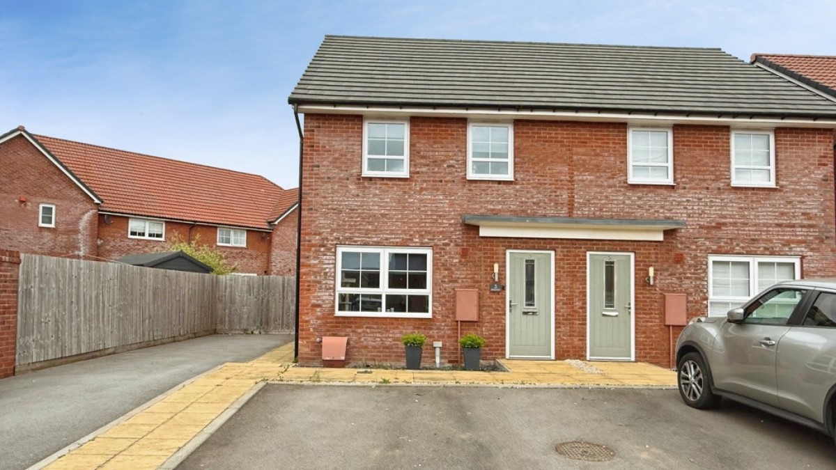 Brouncker Road, Westbury