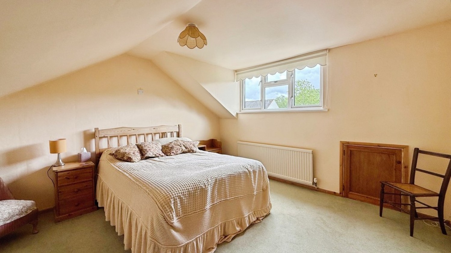 4 bedroom Bungalow for Sale High Street, Dilton Marsh