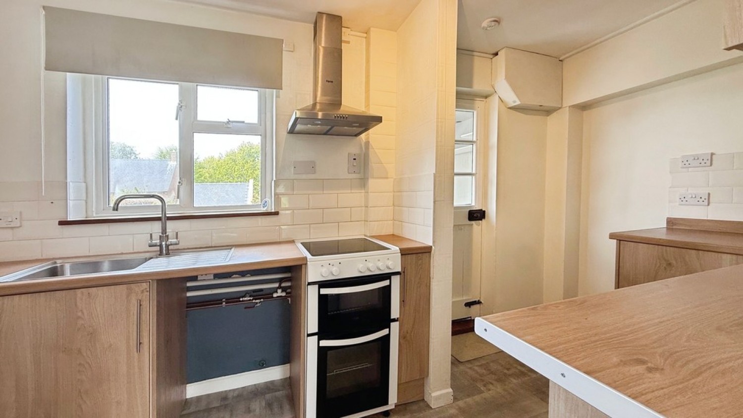 3 bedroom House for Sale Court Orchard, Bratton