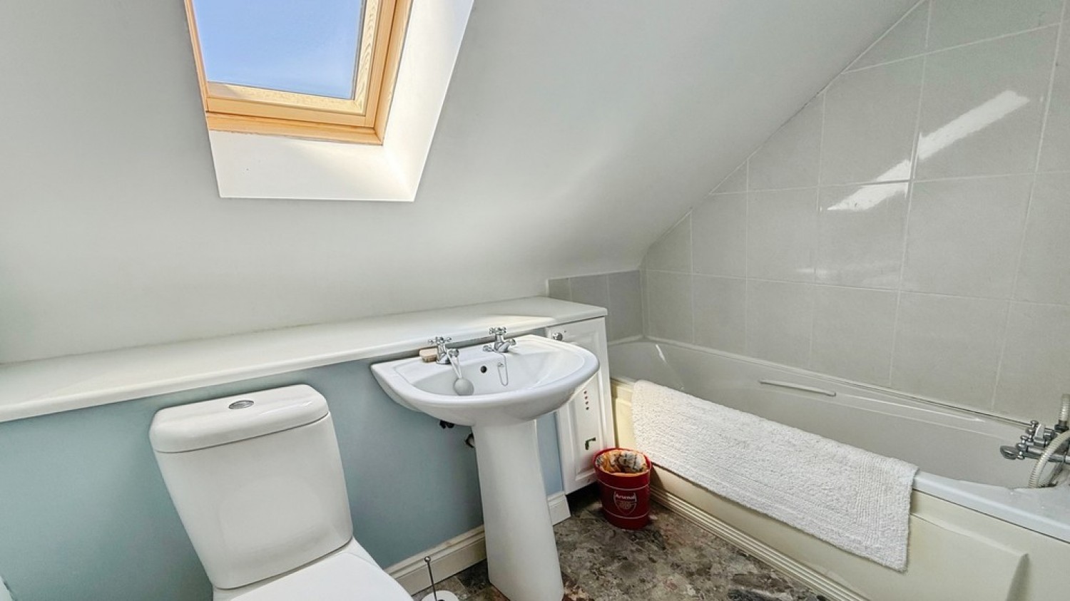 3 bedroom Bungalow for Sale Newtown, Westbury