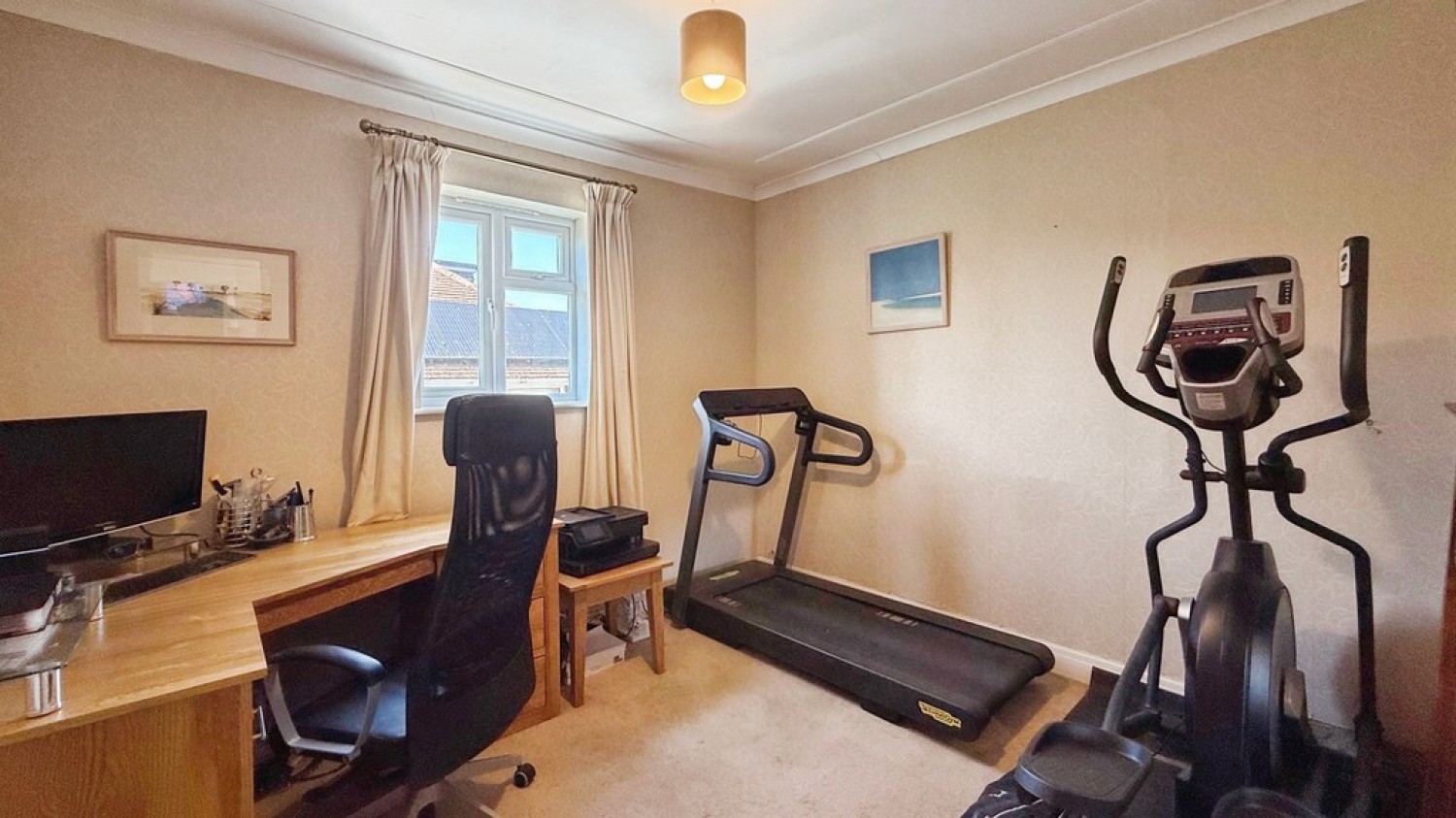 3 bedroom Bungalow for Sale Newtown, Westbury