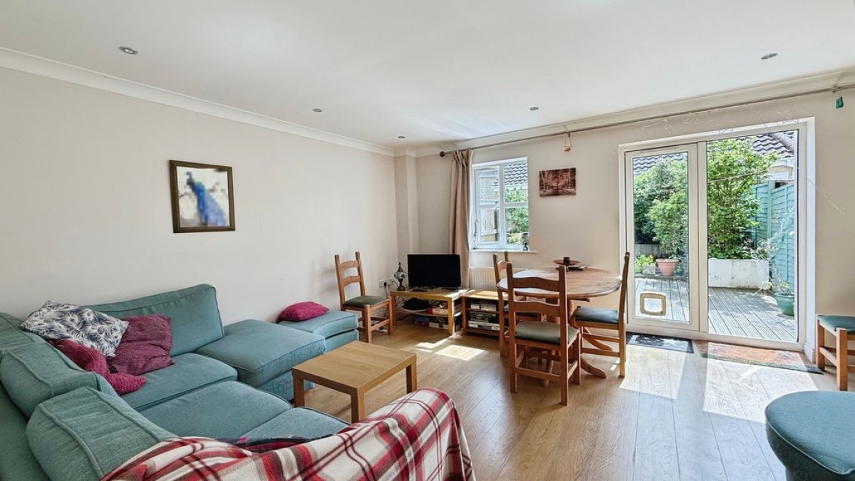 Sandalwood Road, Westbury