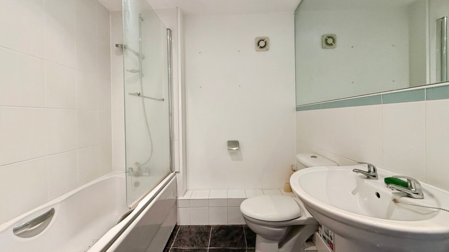 3 bedroom House for Sale Sandalwood Road, Westbury