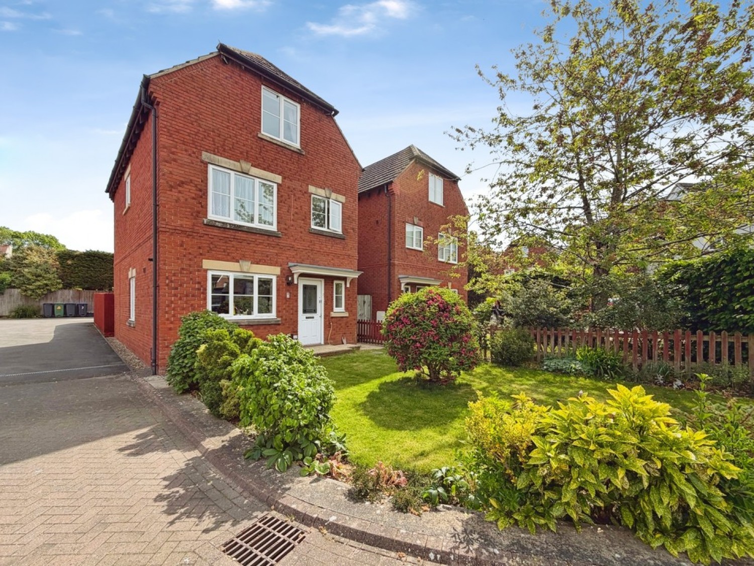4 bedroom House for Sale Lansdowne Close, Dilton Marsh