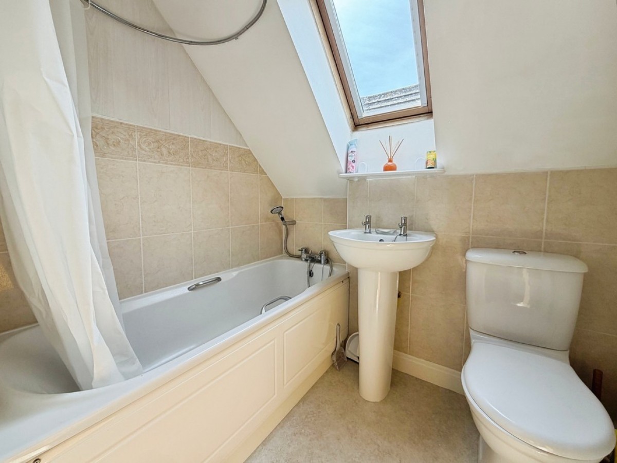 Lansdowne Close, Dilton Marsh