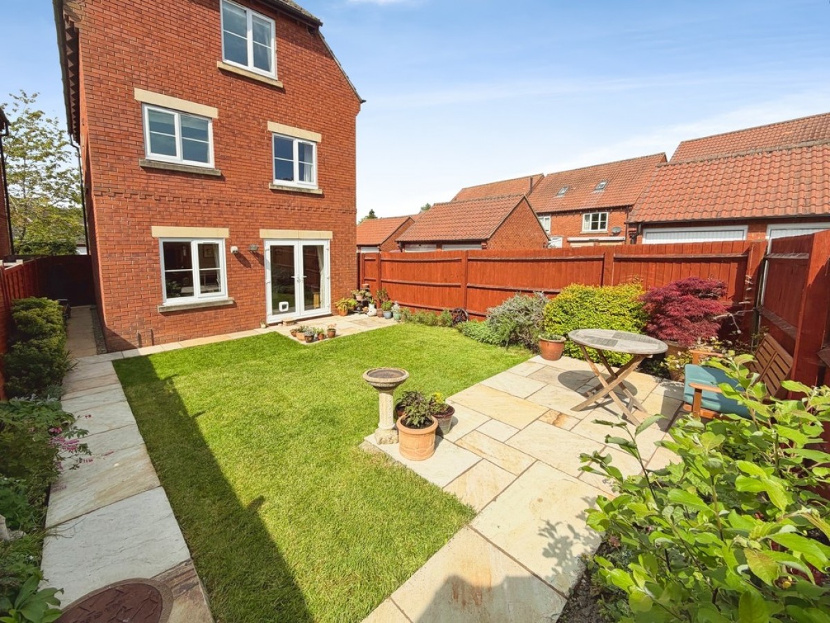 Lansdowne Close, Dilton Marsh