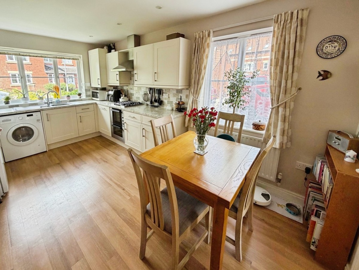 Lansdowne Close, Dilton Marsh