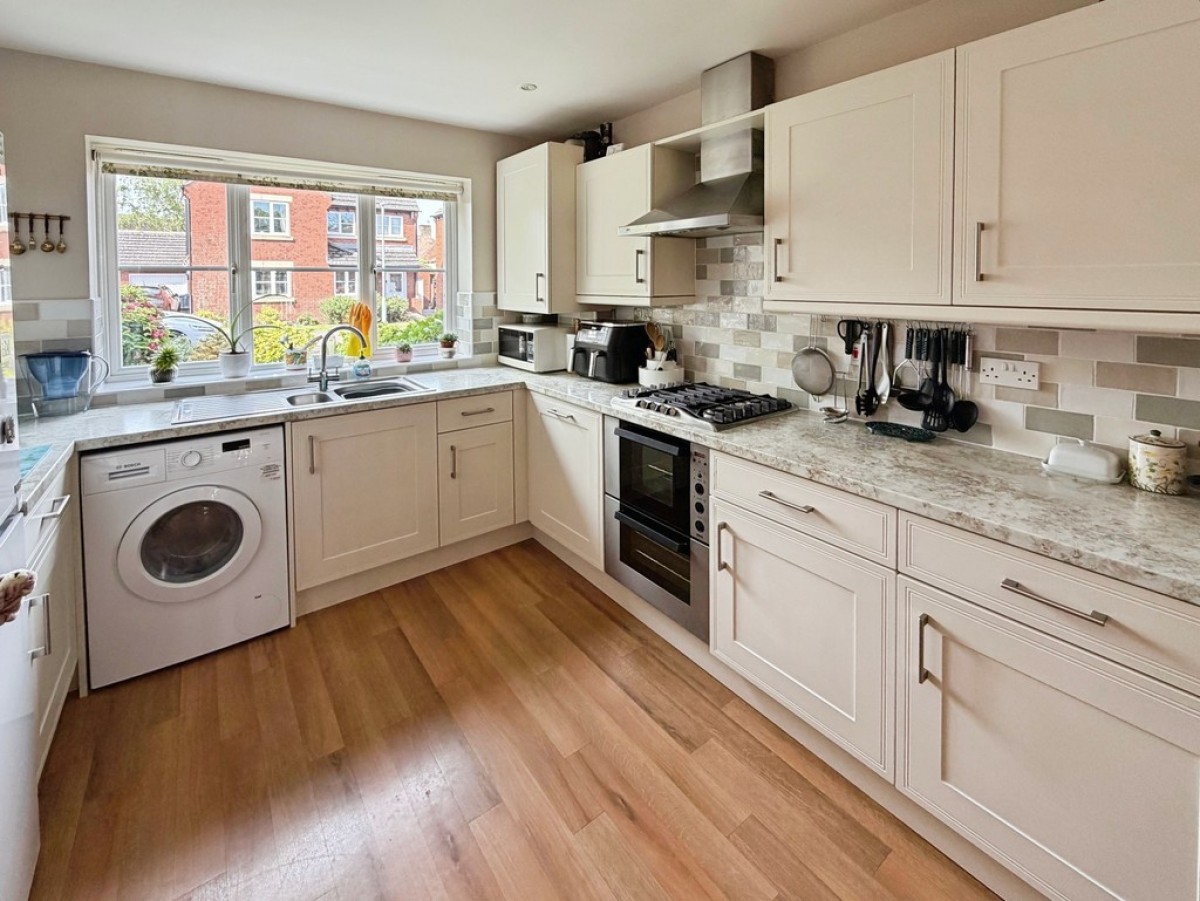 Lansdowne Close, Dilton Marsh