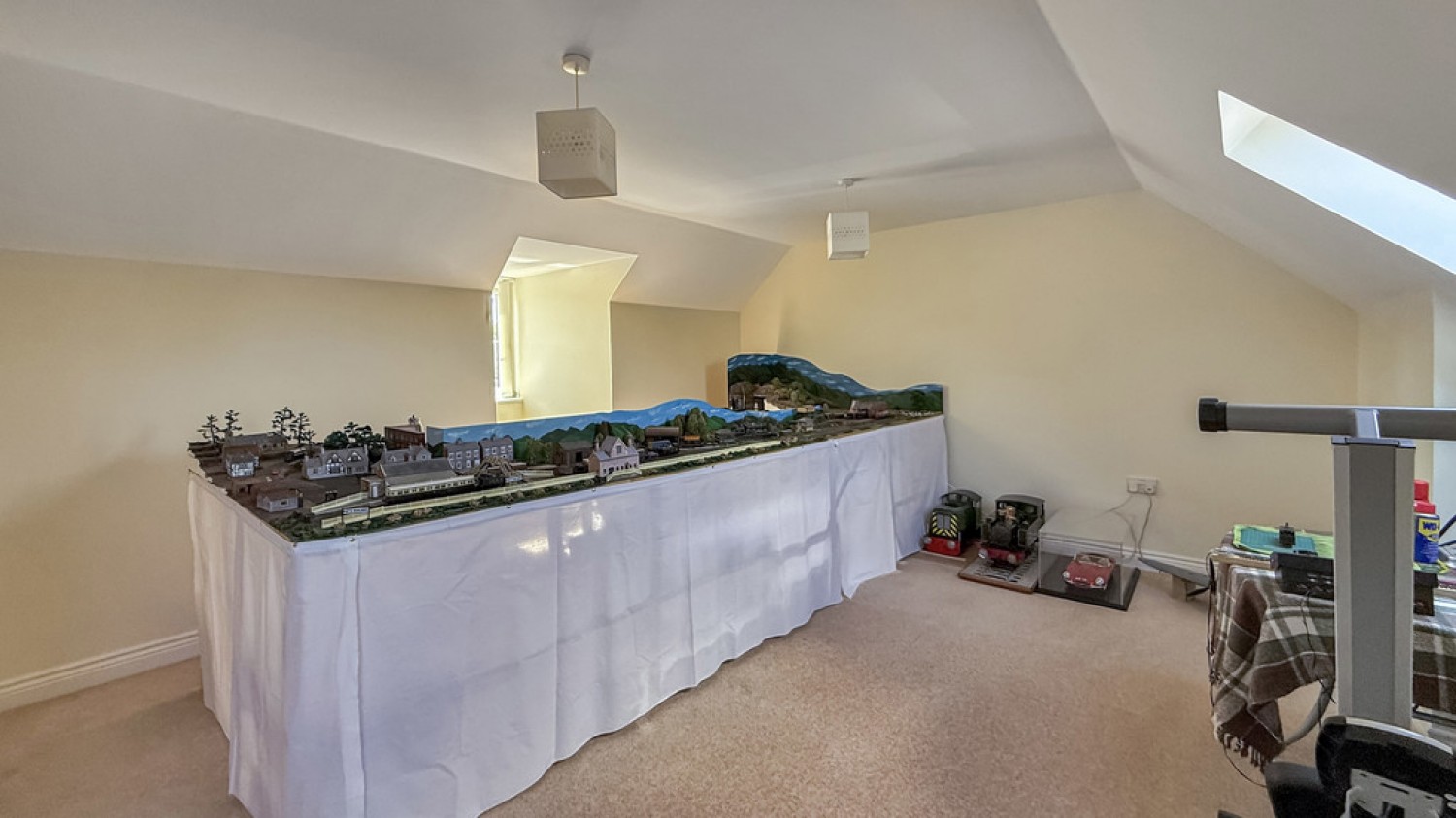 5 bedroom House for Sale Dartmoor Road, Westbury