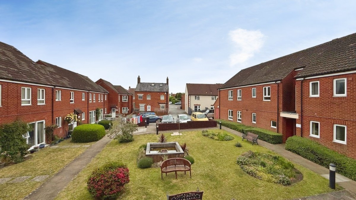 West End, Westbury
