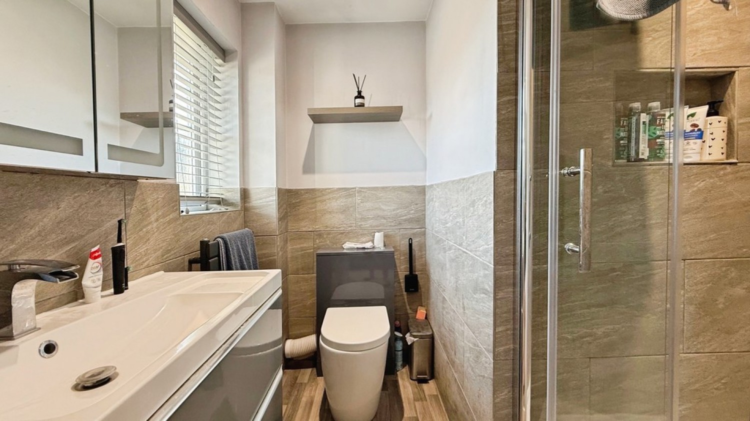 4 bedroom House for Sale Willoughby Close, Westbury