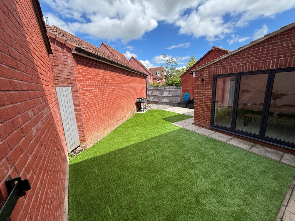 Ferris Way, Hilperton