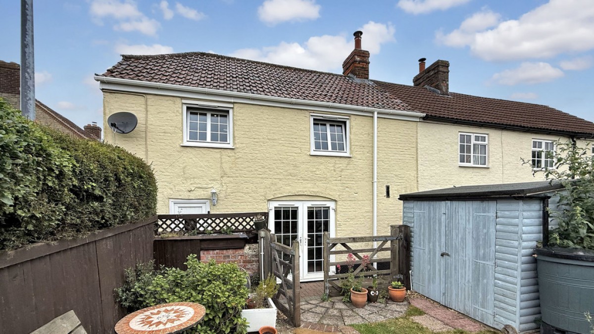 Petticoat Lane, Dilton Marsh