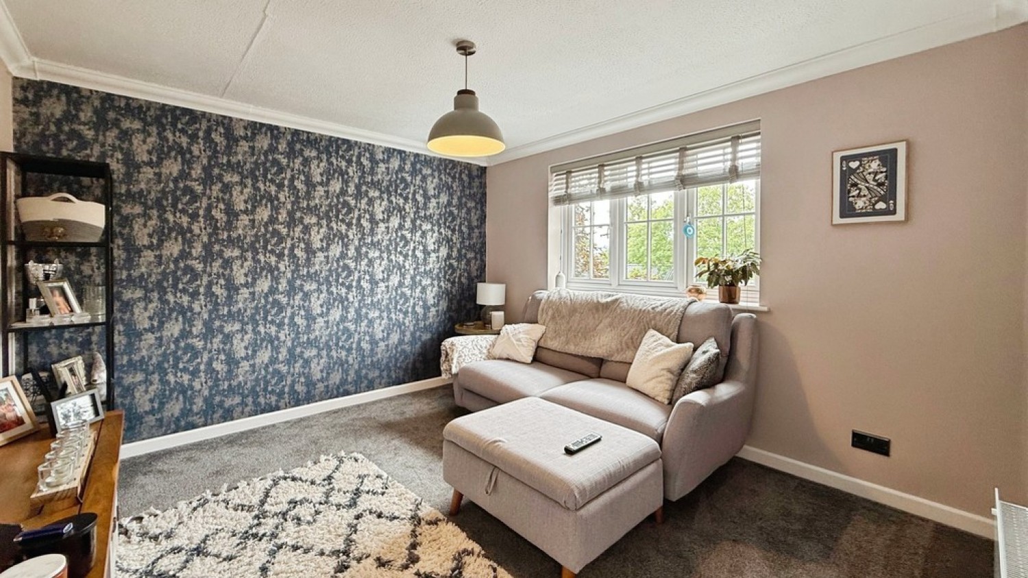 2 bedroom Flat for Sale Wessex Walk, Westbury
