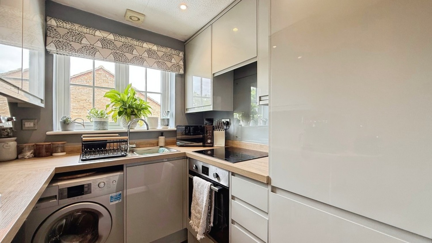 2 bedroom Flat for Sale Wessex Walk, Westbury