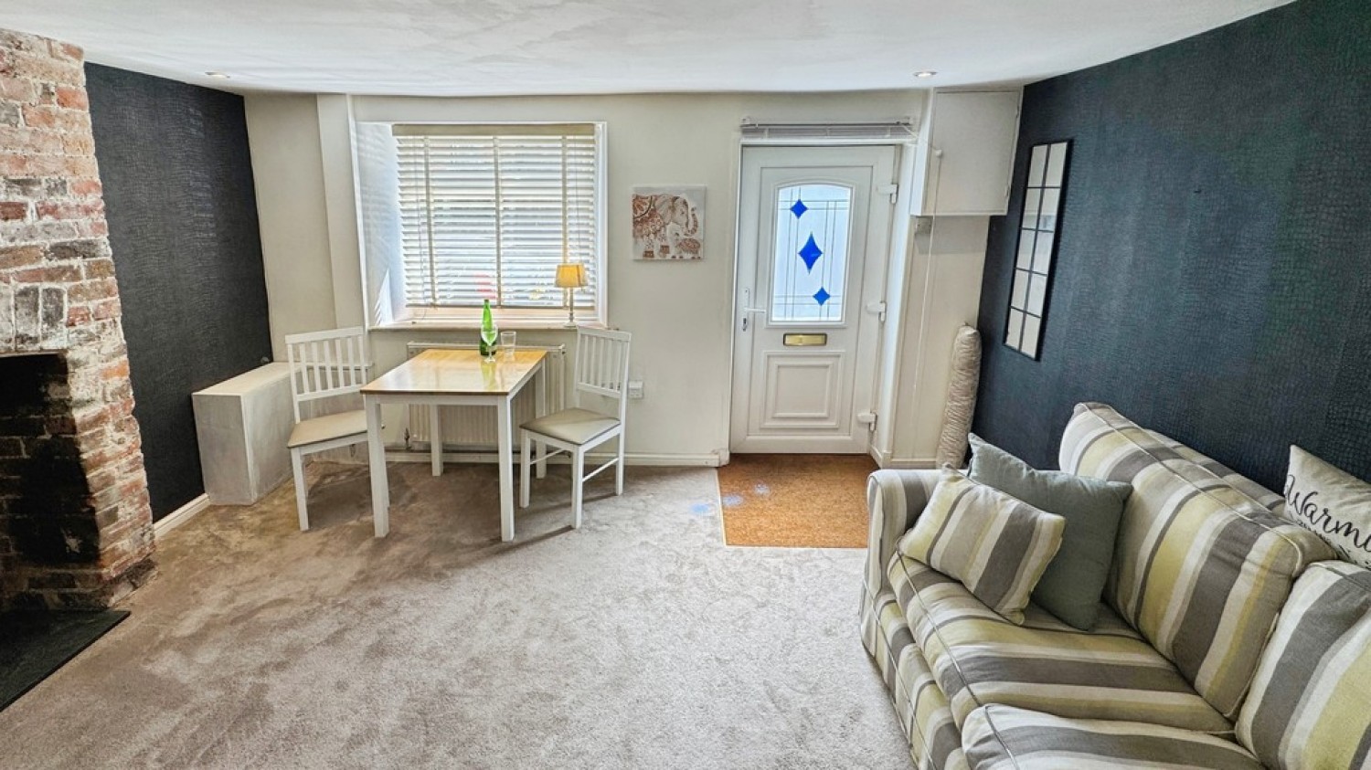 2 bedroom House for Letting West Street, Warminster