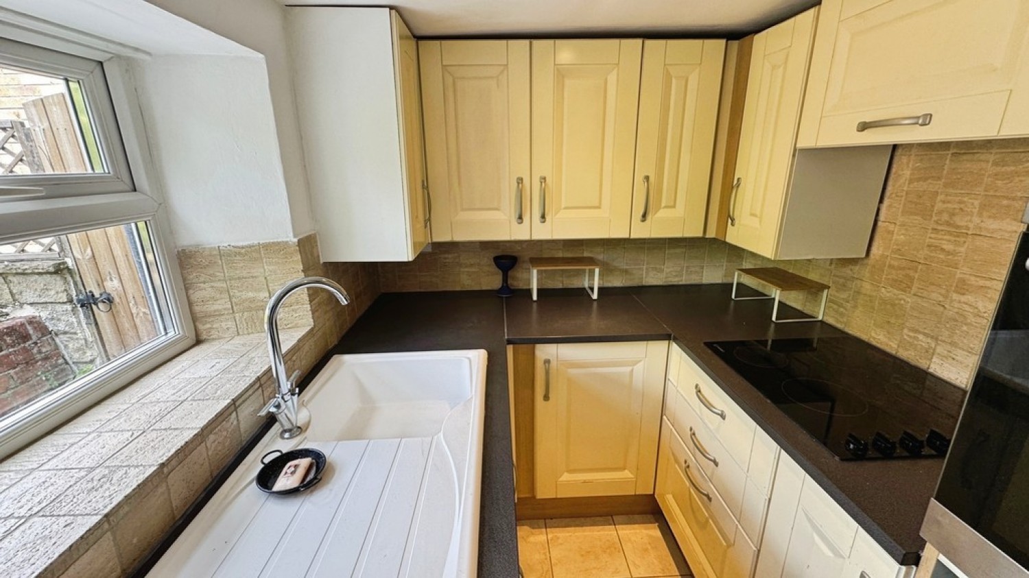 2 bedroom House for Letting West Street, Warminster