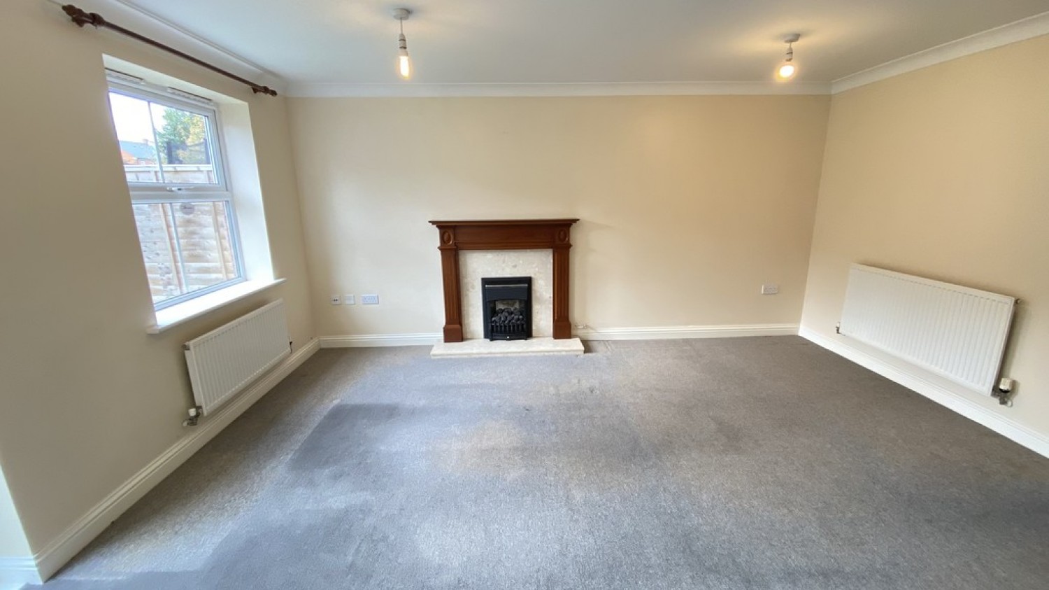 3 bedroom House for Sale Lamplighters Walk, Trowbridge