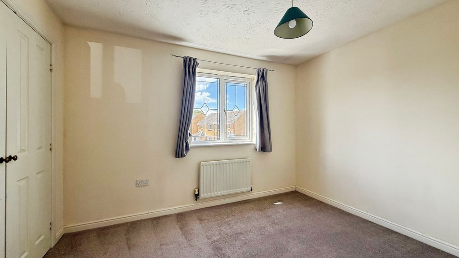 2 bedroom House for Sale Bramble Drive, Westbury