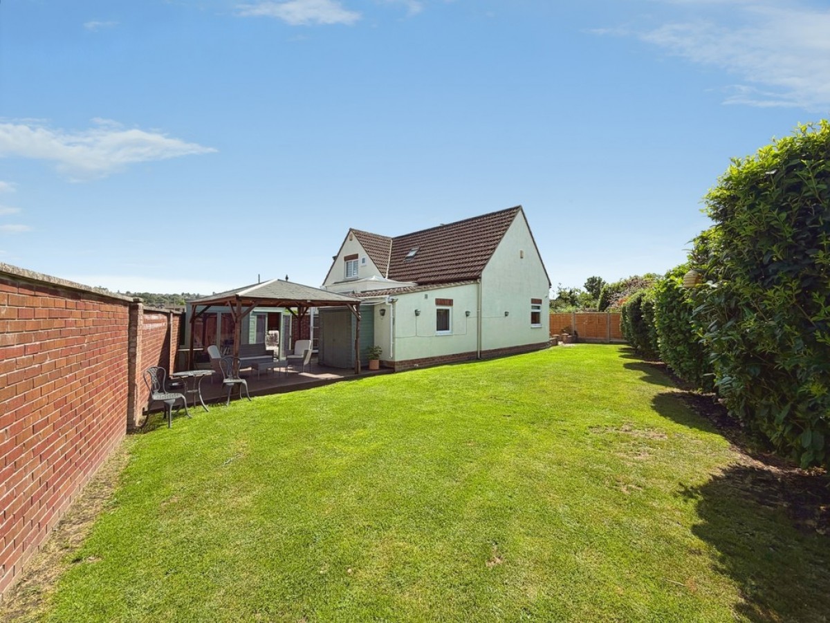 Field Close, Westbury